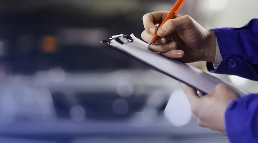 Eindinspectie onder realistische omstandigheden van pinnen en connectoren Eindinspectie onder realistische omstandigheden van pinnen en connectoren