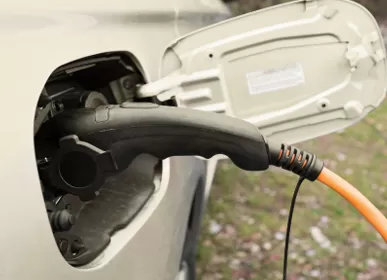 Oplaadkabels voor elektrische voertuigen: snel laden versus langzaam laden – hoe kiest u?