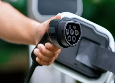 Wat u moet weten over J1772 en J1772-stekkers voor EV-laden